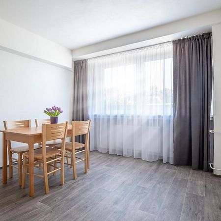 Apartmany A Studia Zamecky Park Litvinov Exterior photo