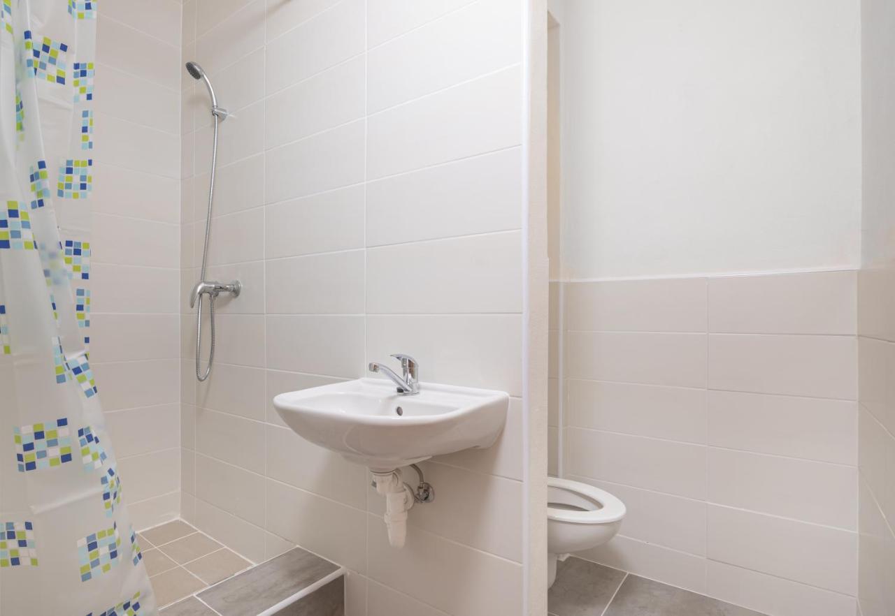 Apartmany A Studia Zamecky Park Litvinov Exterior photo